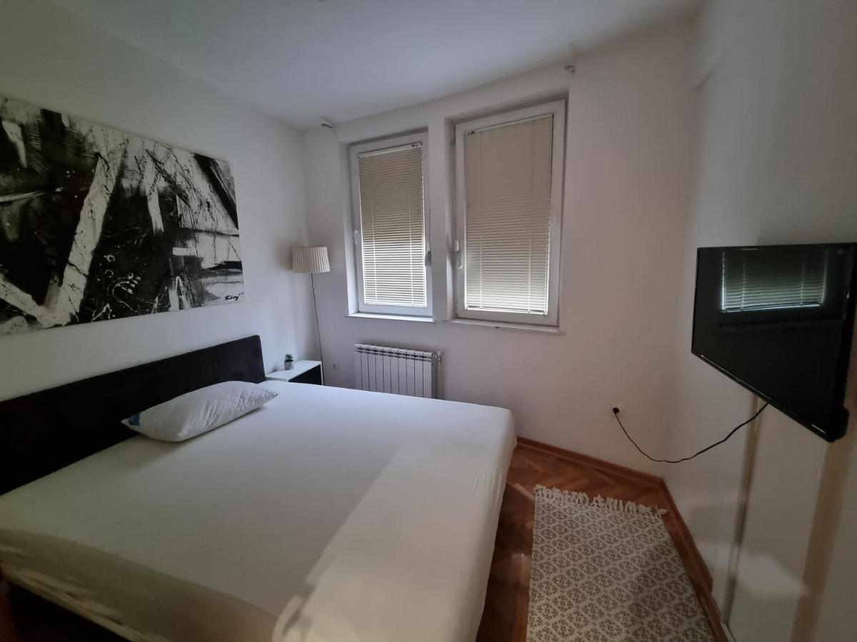 Apartman Veselinovic Free Parking Вранє Екстер'єр фото
