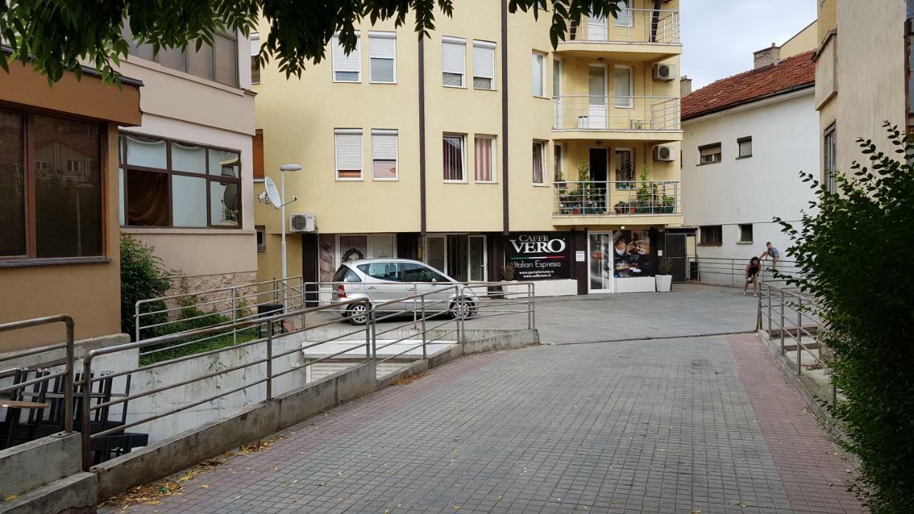 Apartman Veselinovic Free Parking Вранє Екстер'єр фото